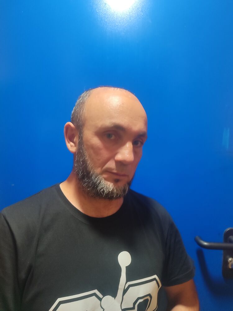  53664843  , 40 ,    
