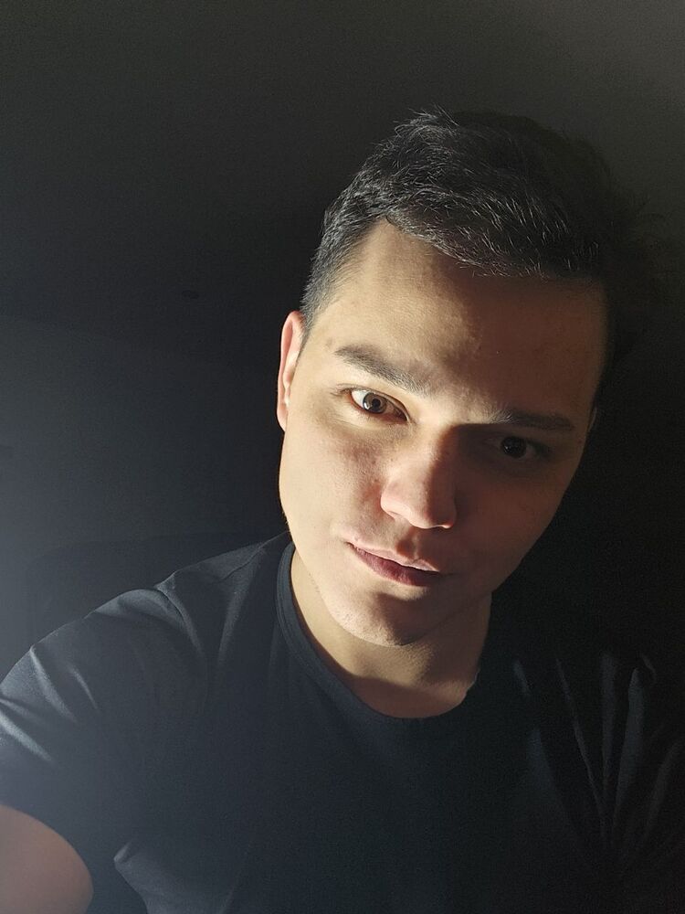  46694573  , 24 ,    