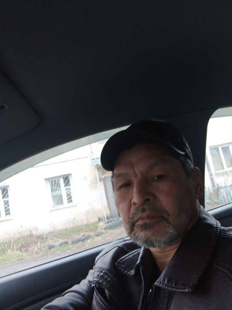  26019523  Kanybek, 56 ,    