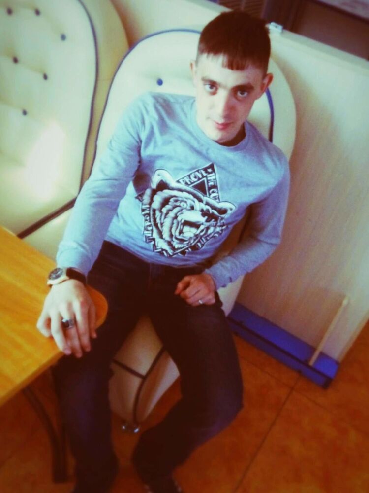  19153353  VOVKA, 26 ,    