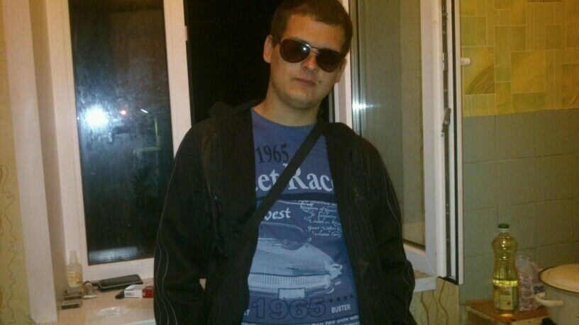  33436273  Pavel, 31 ,    