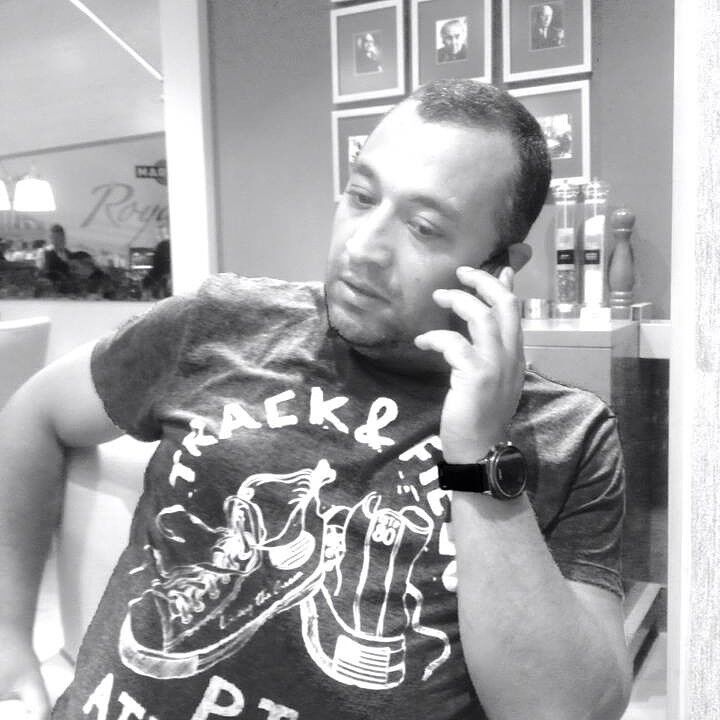  ,   Artur, 42 ,   ,   , c , 