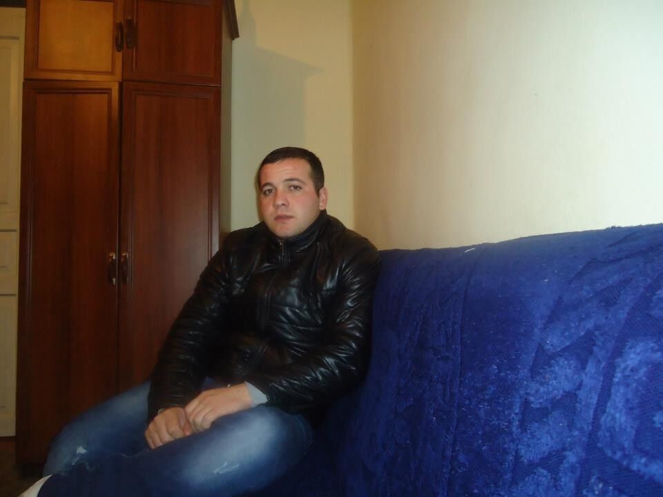  ,   Baqari, 37 ,   ,   , c 