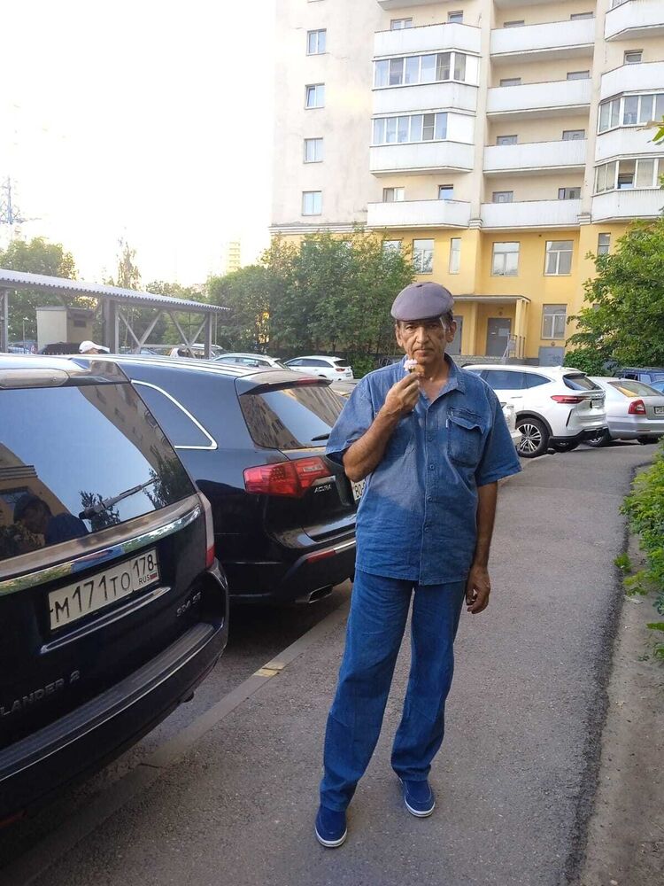  43947393  , 56 ,    