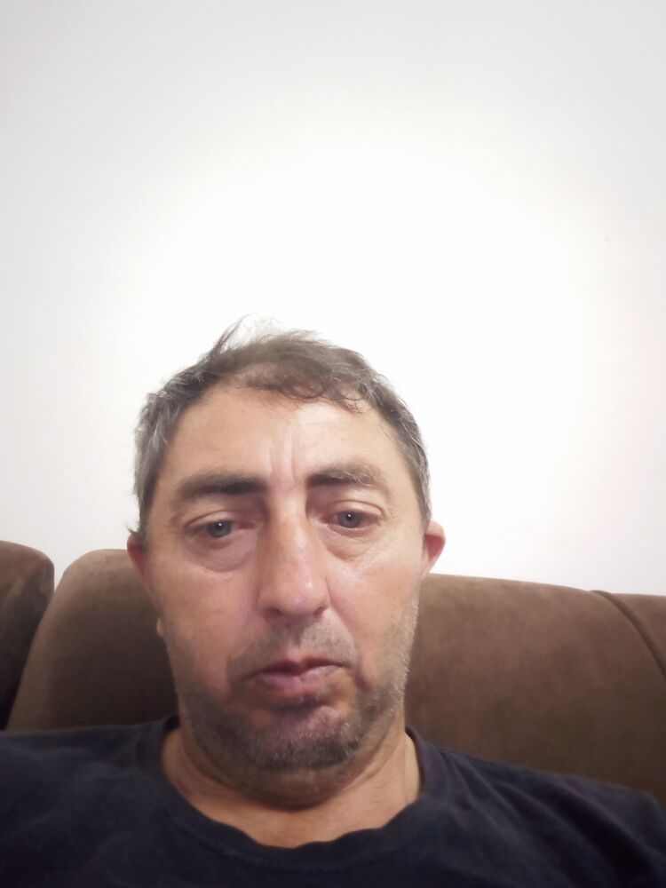  ,   Hassan, 52 ,   ,   , c , 