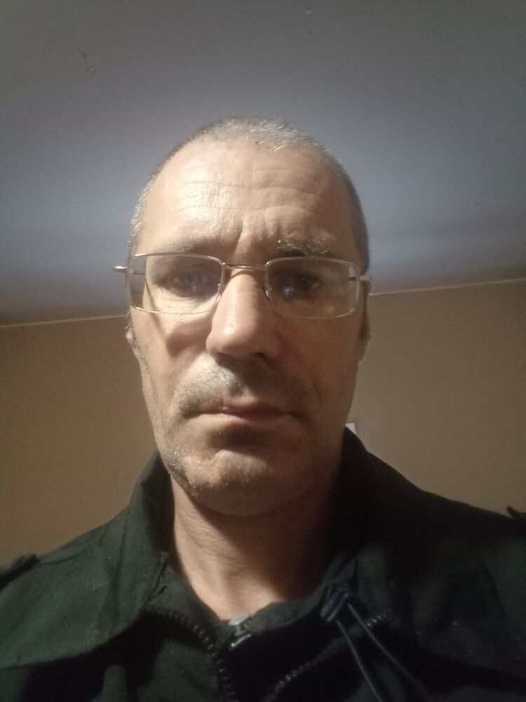  54734573  Alexei, 46 ,    