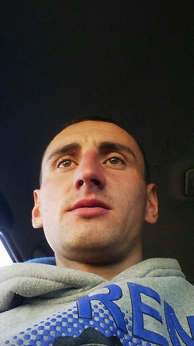  ,   Victor, 34 ,   ,   , c 