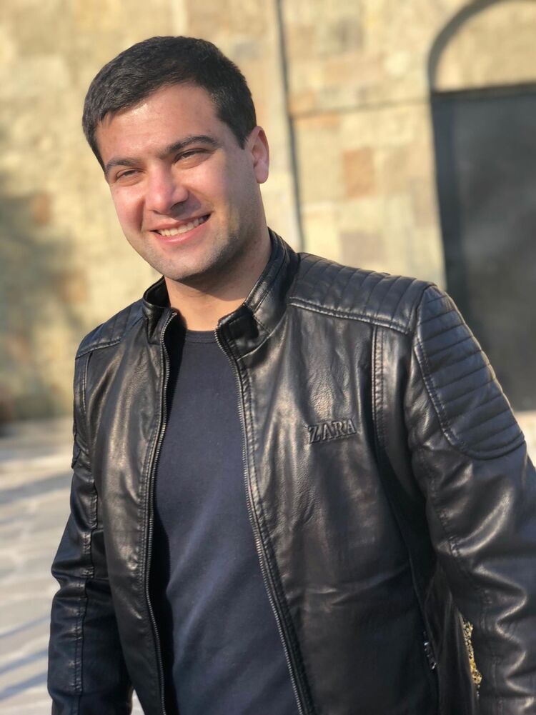 ���� 18808143 ������� Giorgi, 34 ����, ���� ���������� � �������