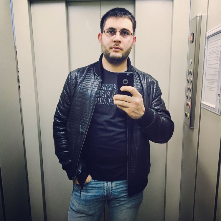  23814043  Albert, 33 ,    