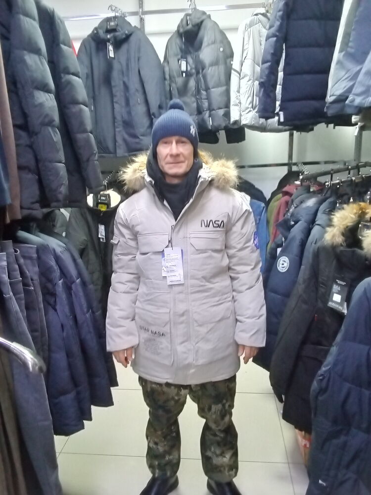  44933103  Sergei, 51 ,    