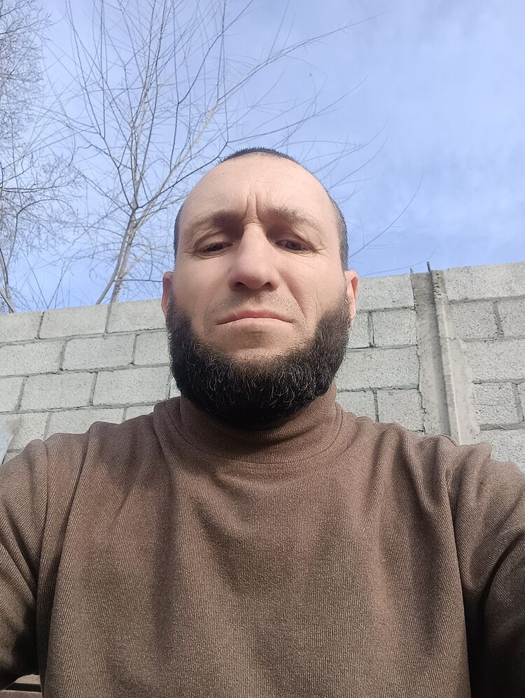 ,   Valera, 45 ,   ,   