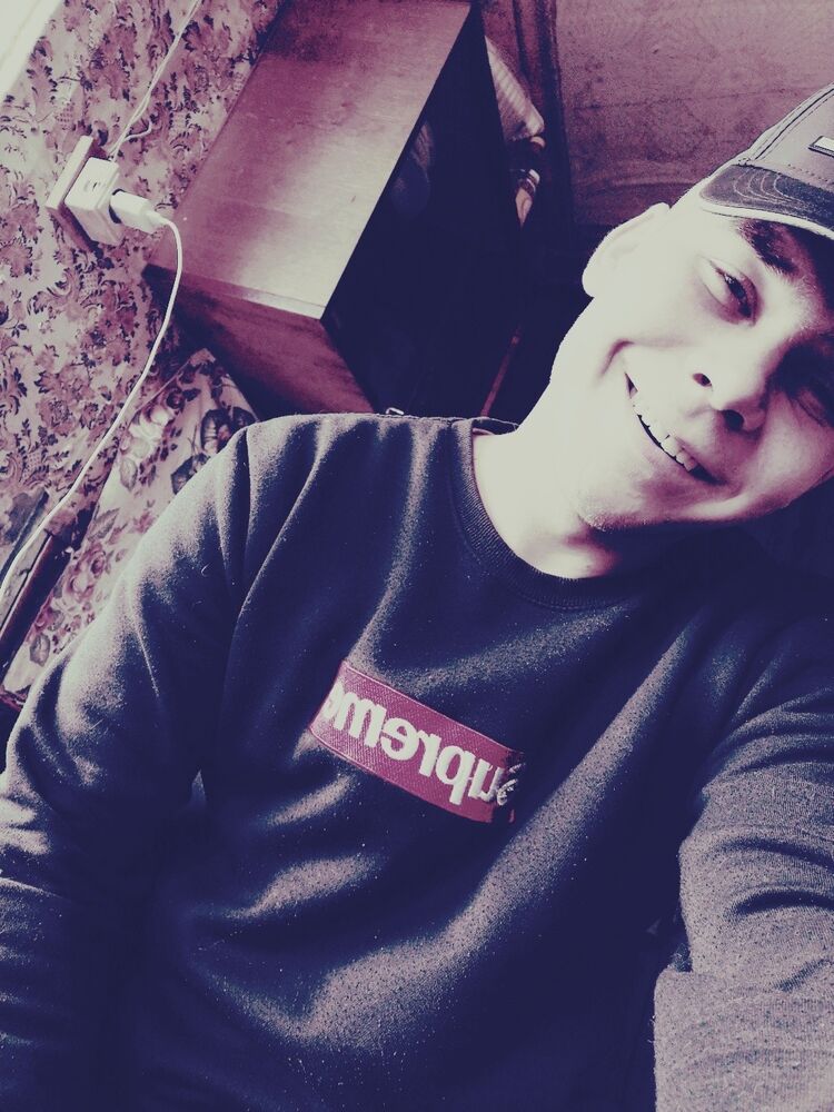  27466753  Vladislav, 23 ,    
