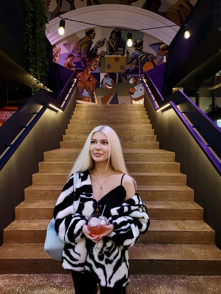  39760383  Diana, 28 ,    -