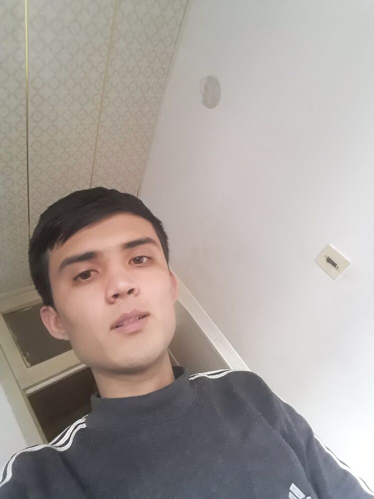  ,   Shoxruzbek, 21 ,   ,   