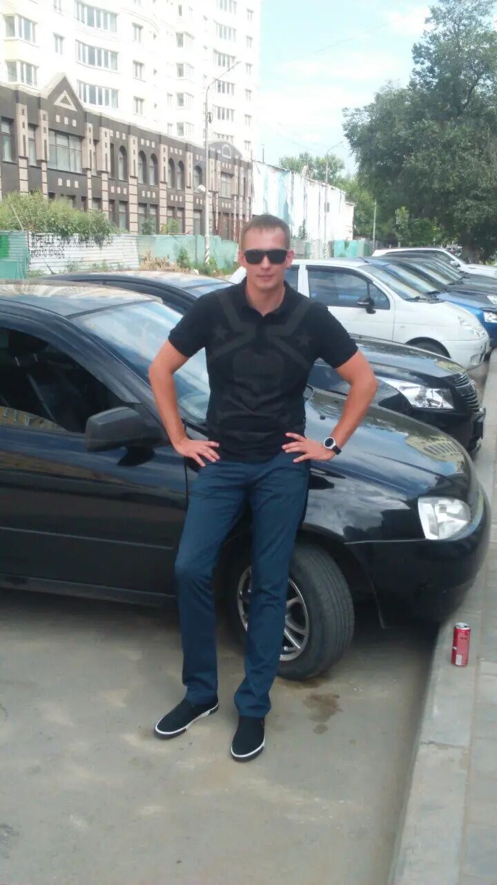 ,   Viktor, 37 ,   ,   , c 