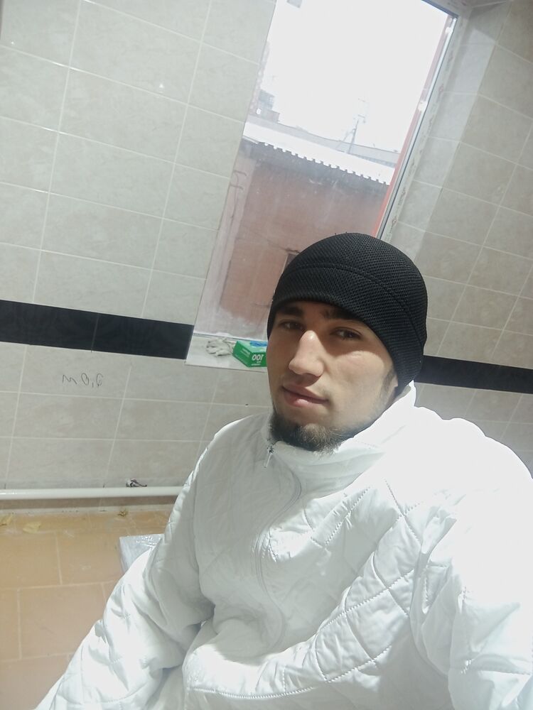  47354853  AHZOR, 23 ,    