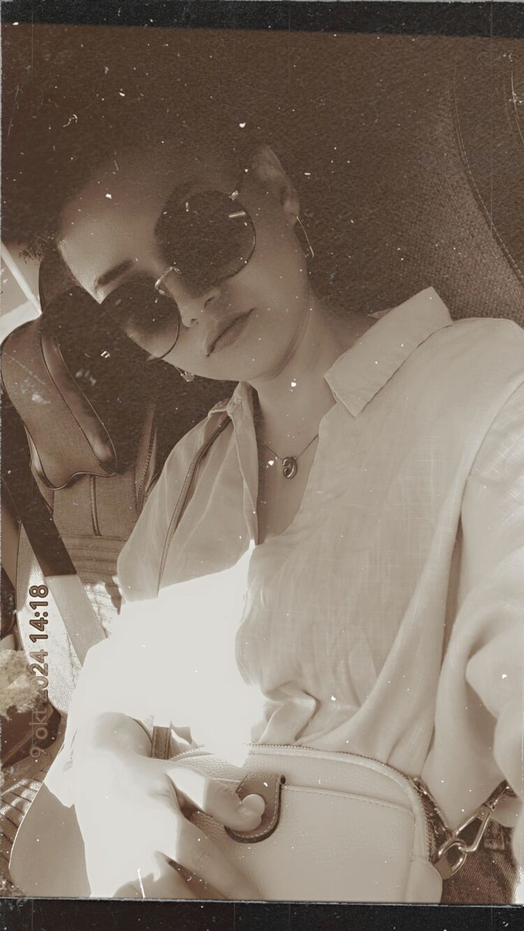  ,   Banu, 26 ,   ,   