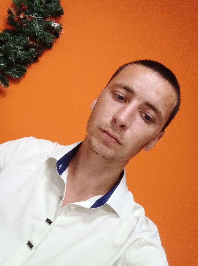  47566493  , 28 ,    
