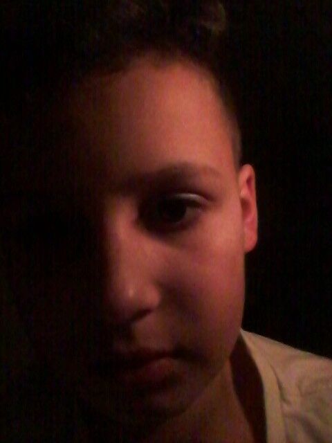  17505603  Sergij, 24 ,    