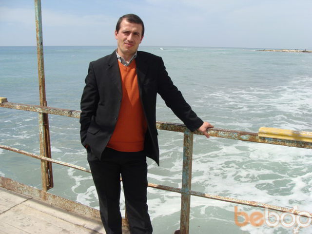  1235083  Alex, 46 ,    