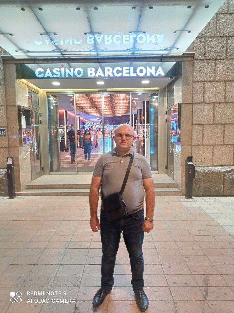  ,   Robert, 43 ,   ,   