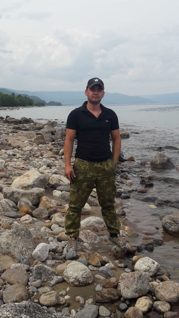  ,   Ruslan, 36 ,   ,   , c , 