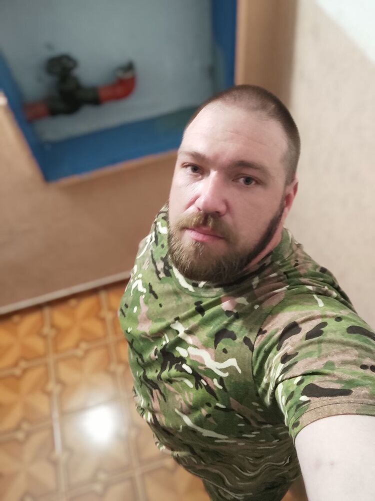  38240833  , 36 ,    