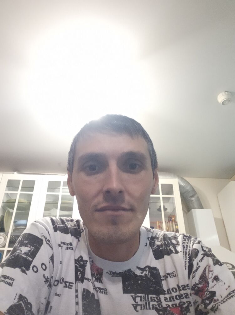  46900523  , 35 ,    