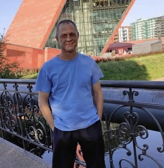  ,   Eduard, 46 ,   ,   