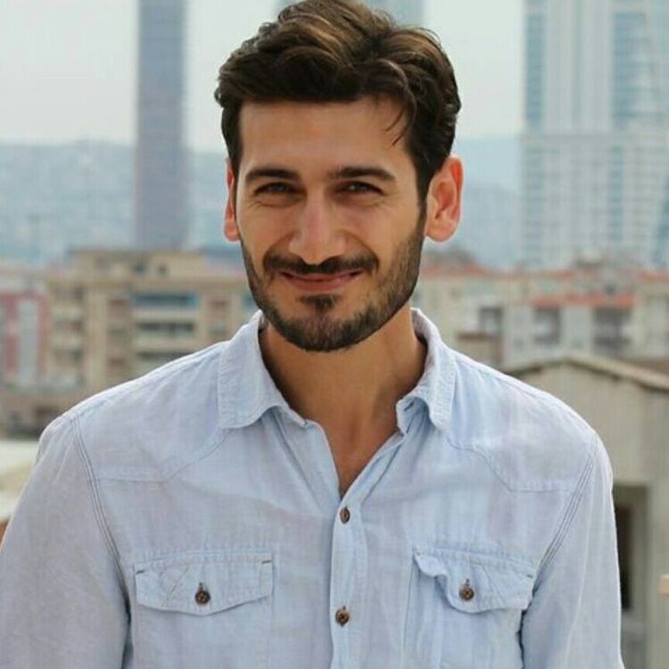  ,   Arman, 38 ,   ,   