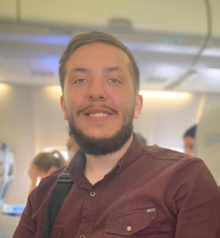  54663223  Andrey, 24 ,    