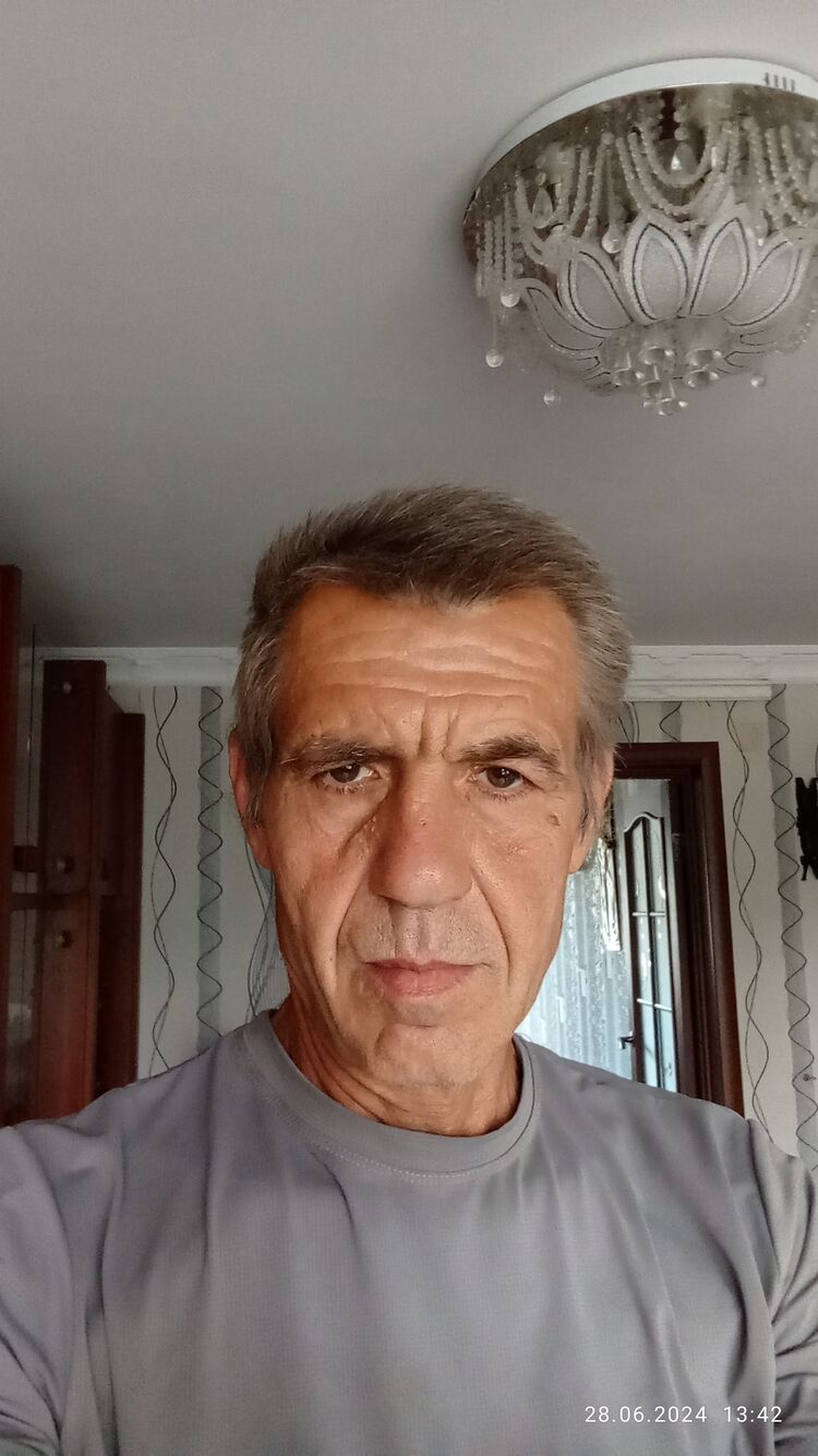  46572523  , 60 ,    