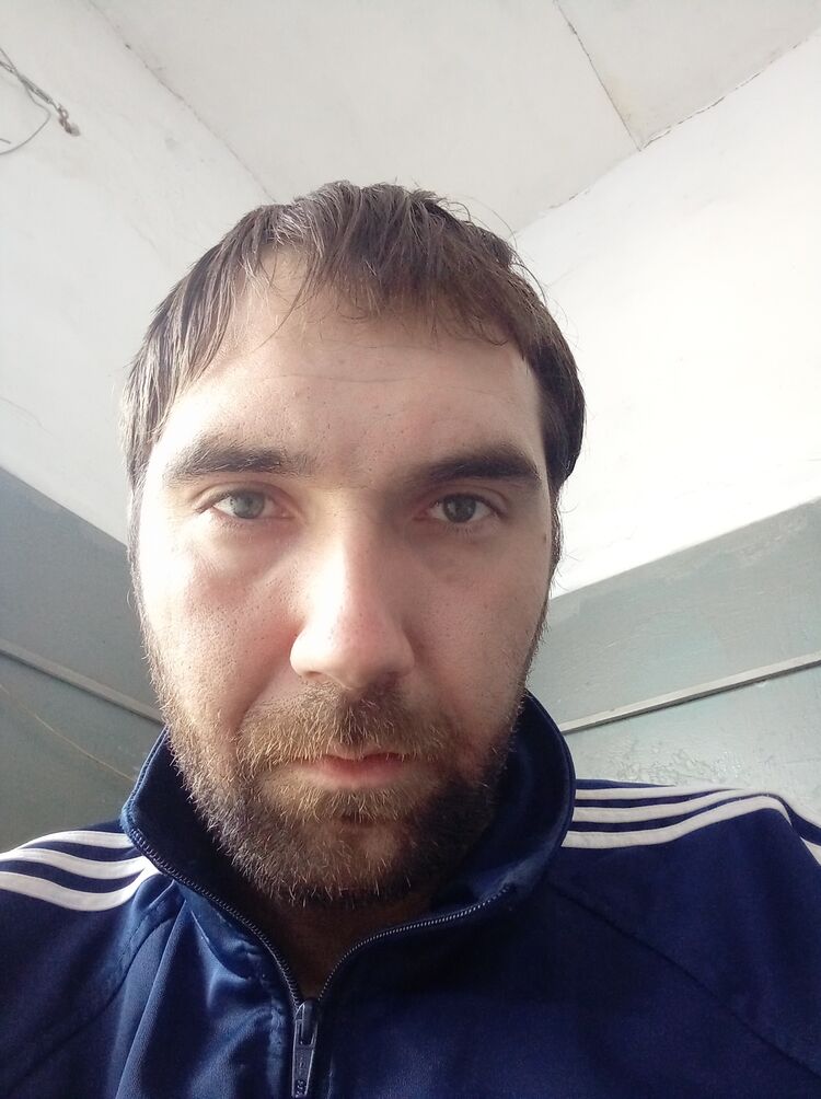  37337873  , 34 ,    