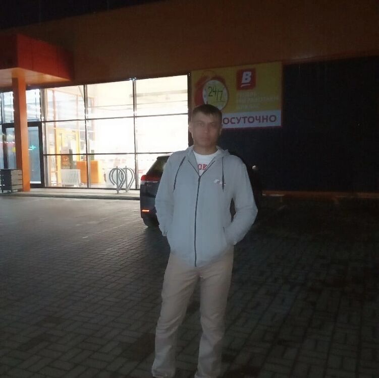  44067663  , 42 ,    