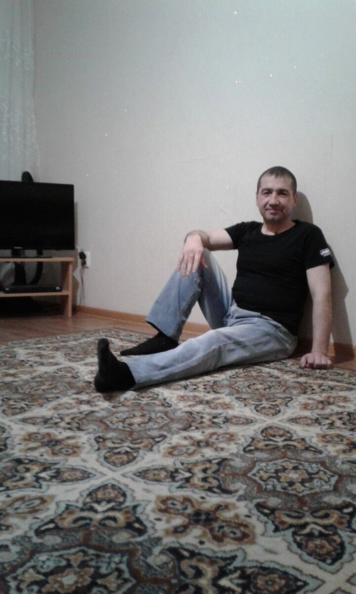  ,   Mihail, 50 ,   