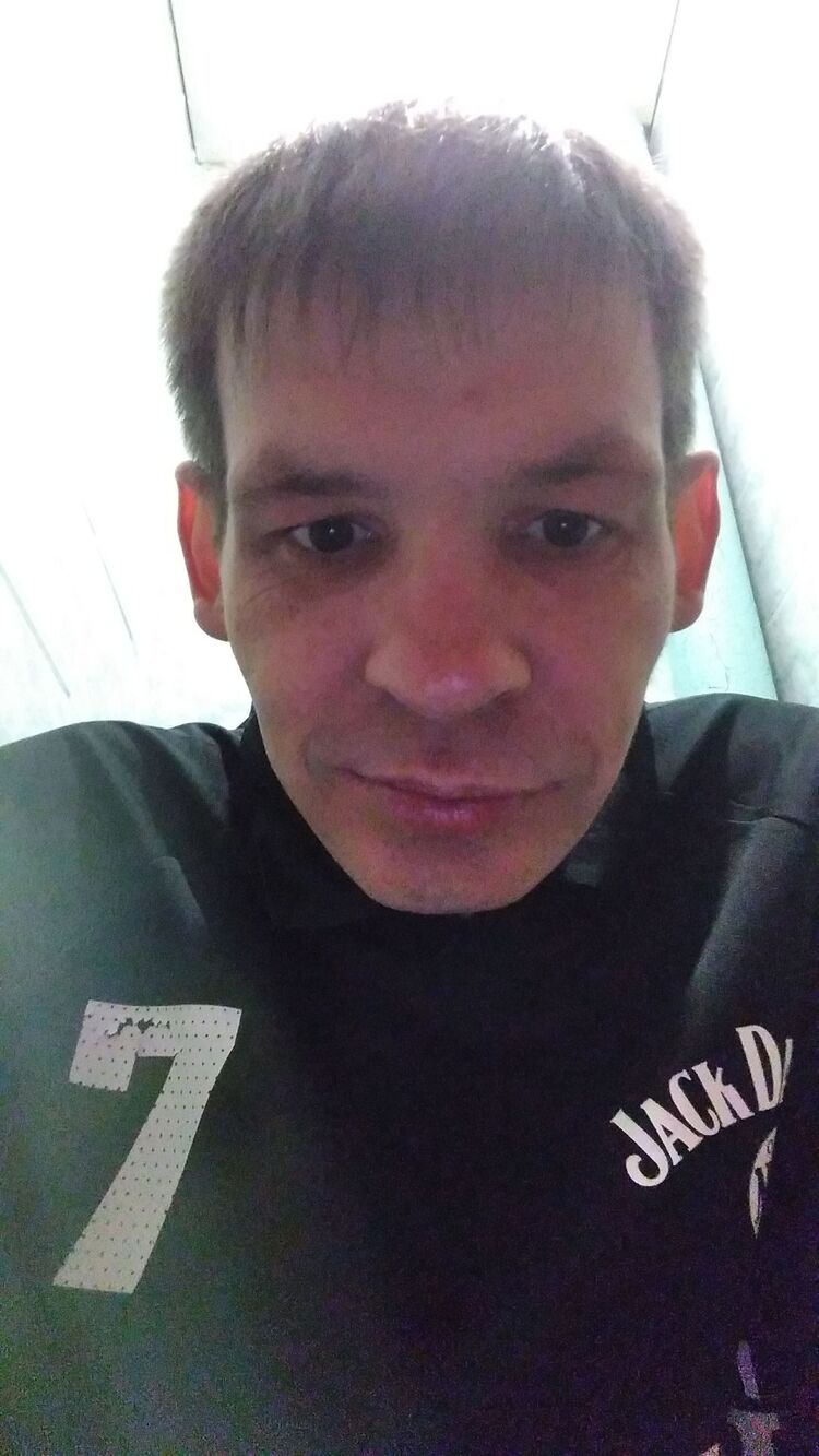  30402773  , 44 ,    