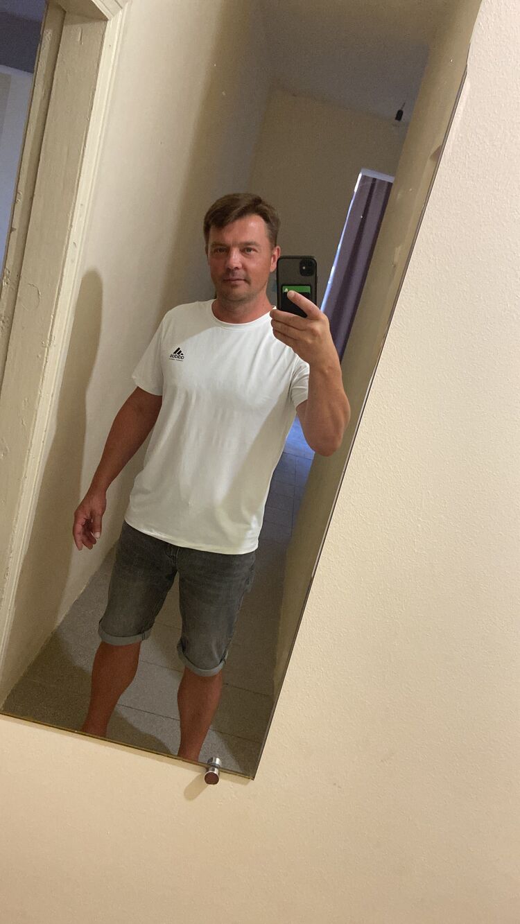  45835953  , 43 ,    