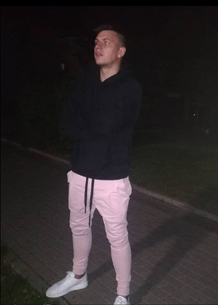  ,   Vanya, 29 ,   ,   