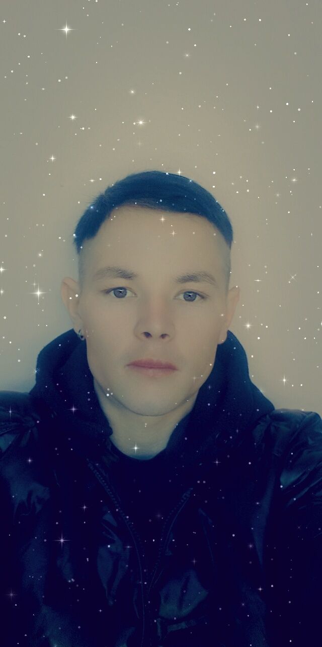  30428433  Rafis, 30 ,    