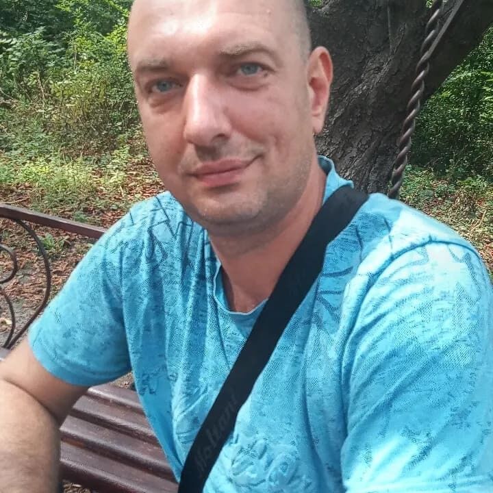  44585273  , 37 ,    