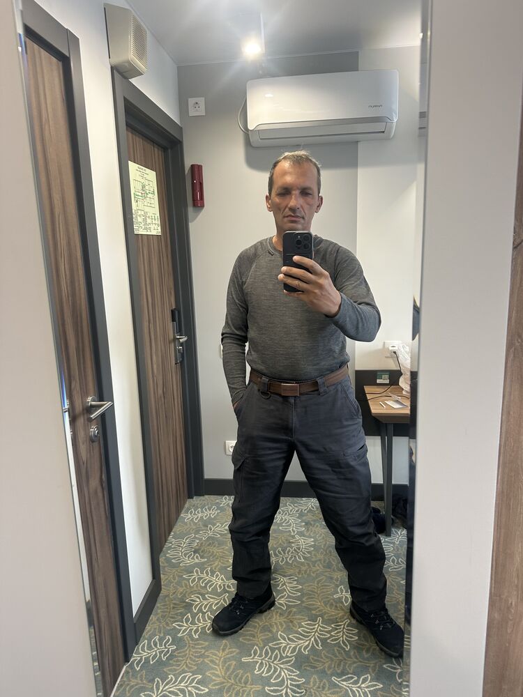 ���������� Limassol, ���� ������� Miroslav, 44 ����, ������������ ��� ������, ����� � ���������, c�������� ���������