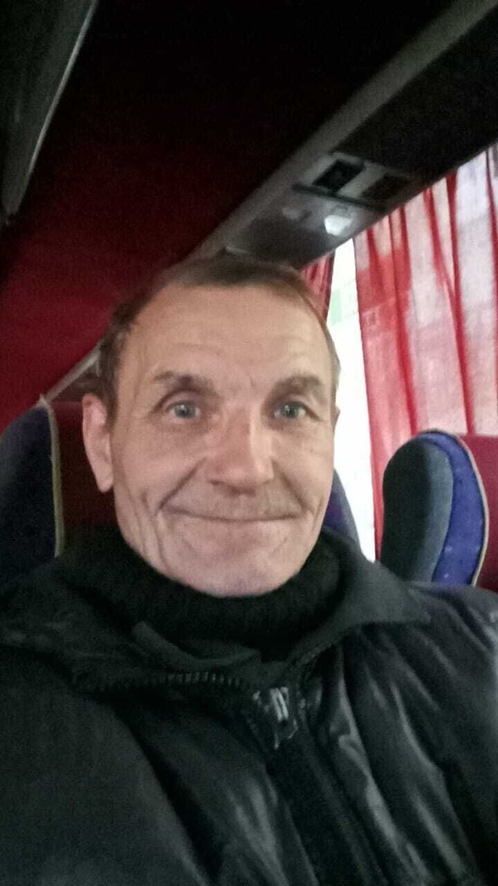  47194763  Mihai, 57 ,    