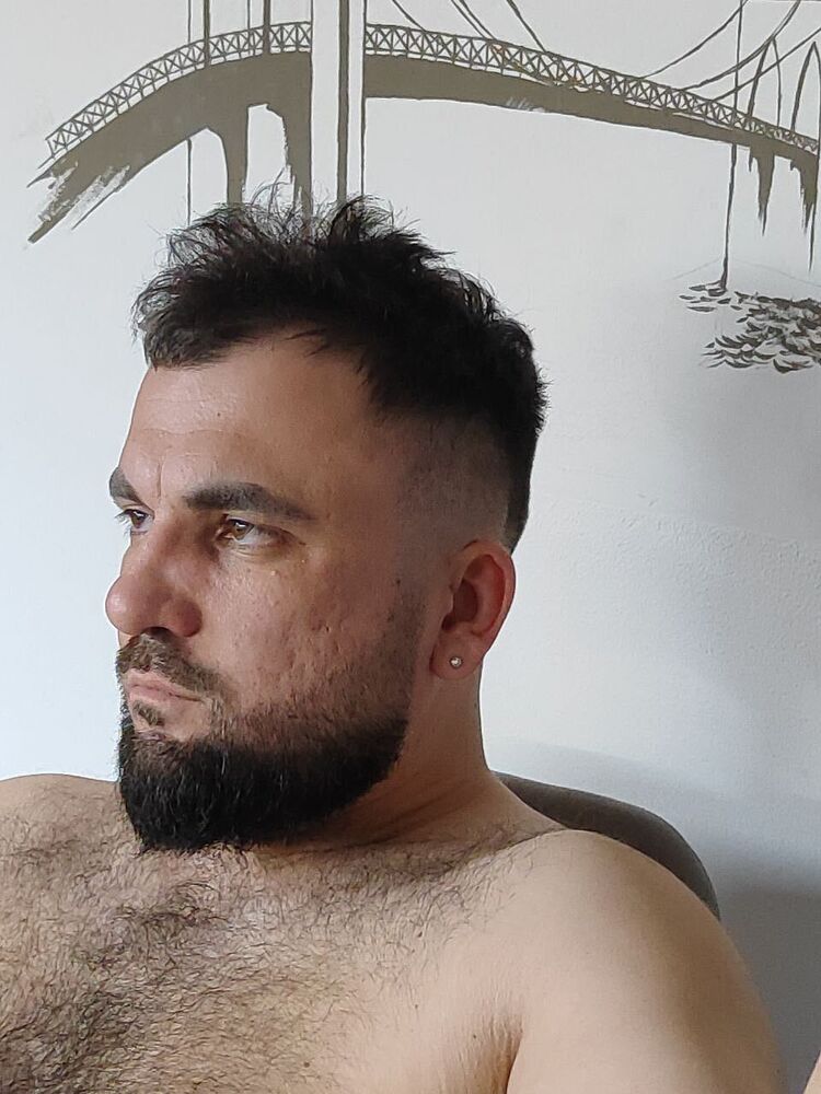  44957253  Igor, 39 ,    