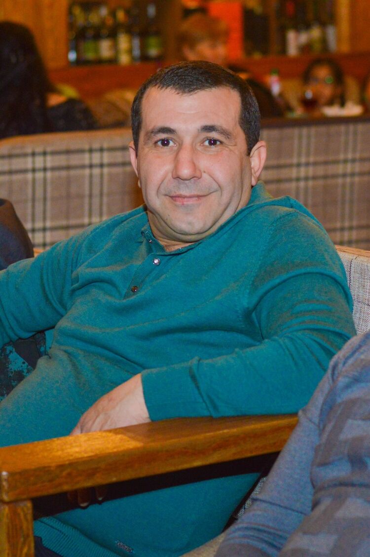  31842973  Garik, 41 ,    
