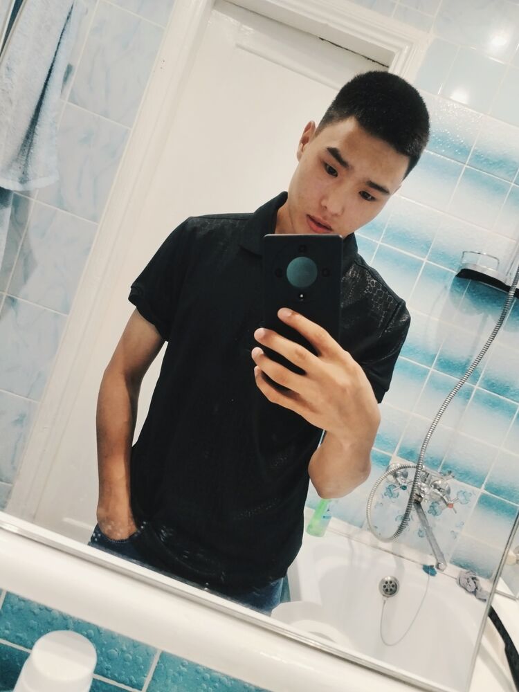  ,   Anatoliy, 22 ,   ,   , c , 