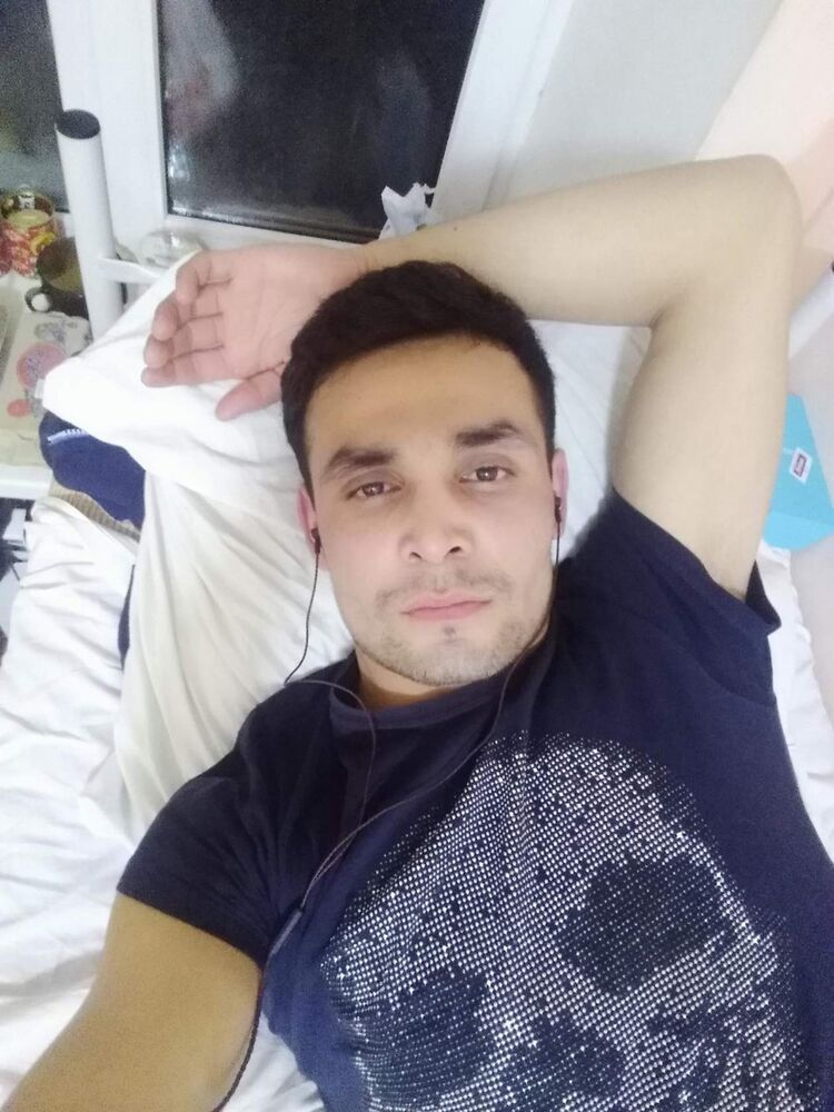  ,   E, 33 ,   , 