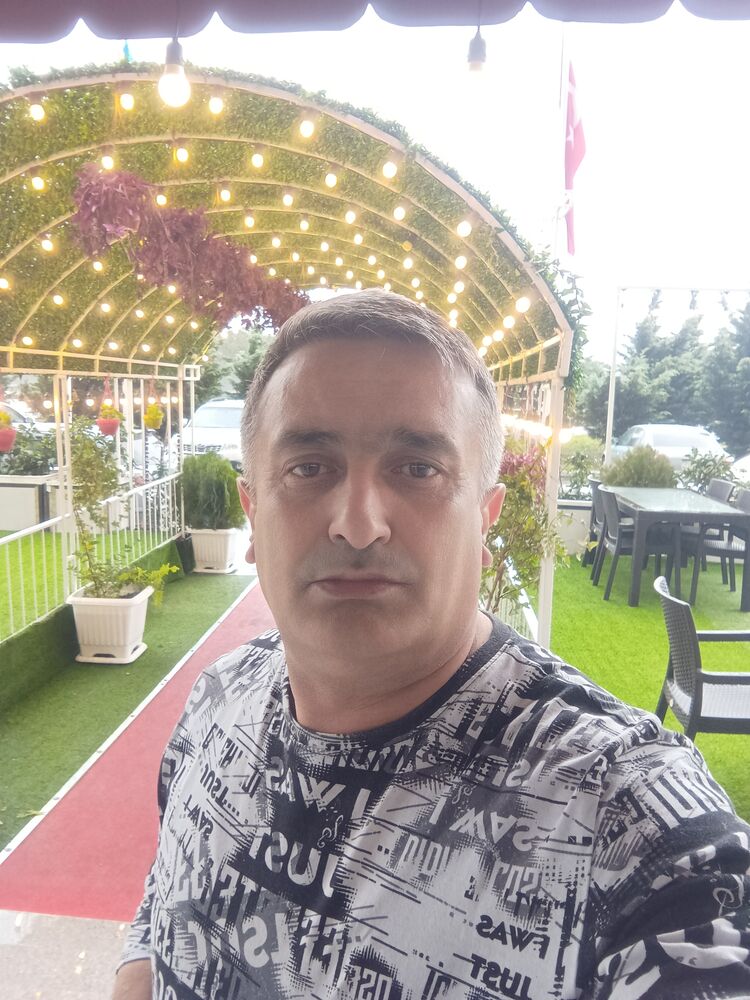  48114763  Ilqar, 51 ,    