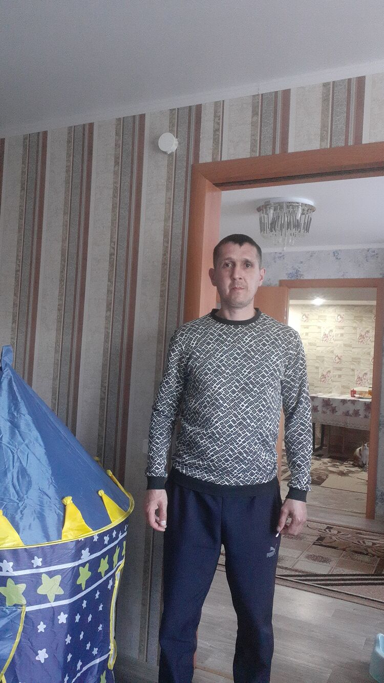  43982963  , 42 ,    