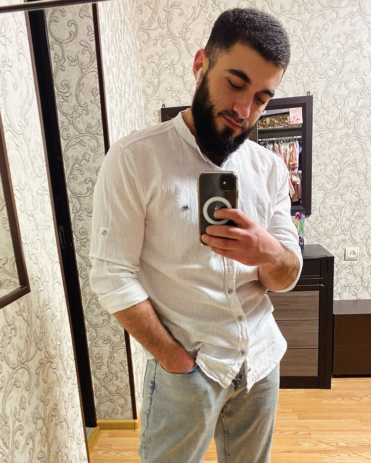  42357933  , 28 ,    