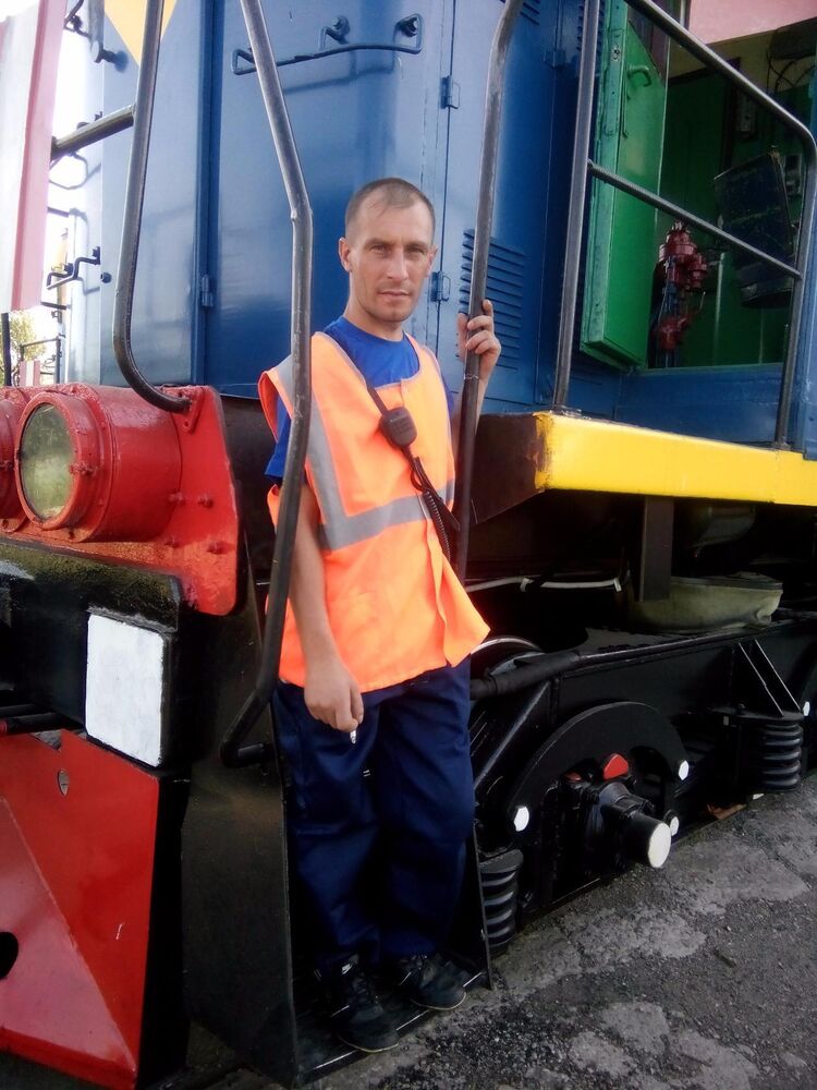  44048093  , 44 ,    